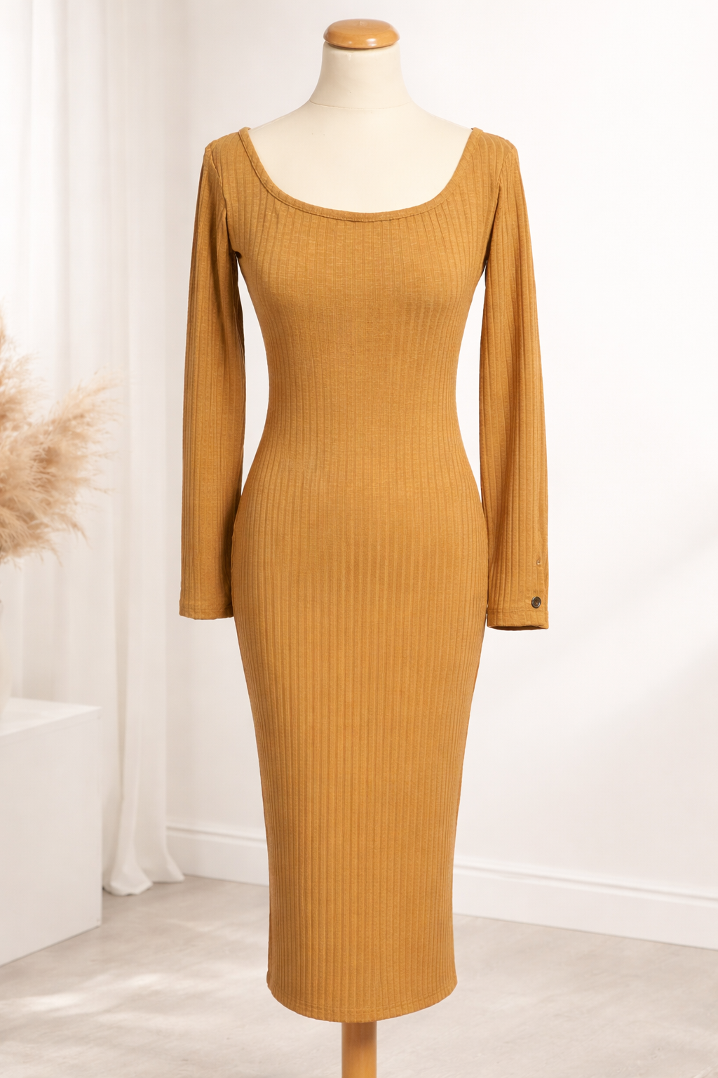 Vestido Essencial Lindi 🧡