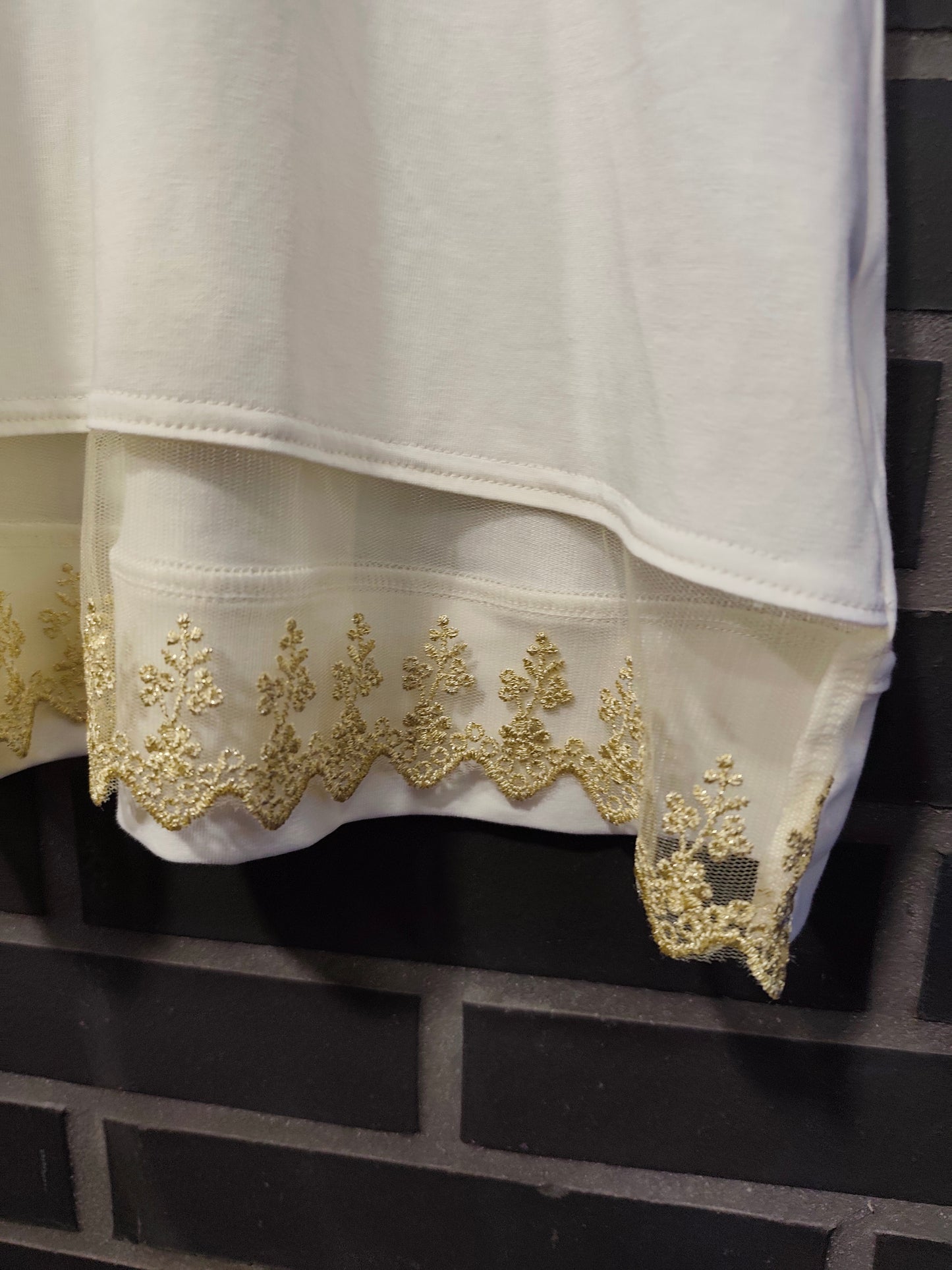 T-shirt Feminina Luz Pérola ✨