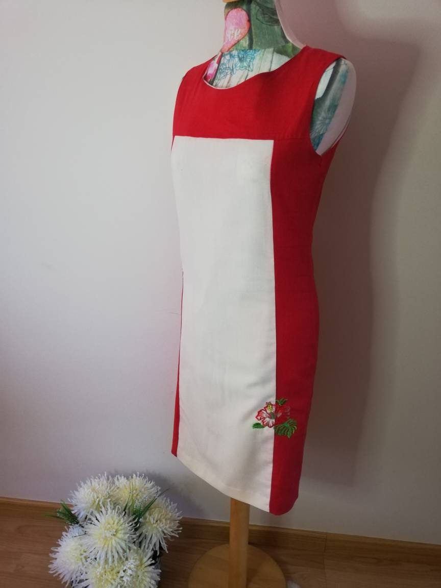 Vestido de linho vermelho e pérola ❤️🌺
