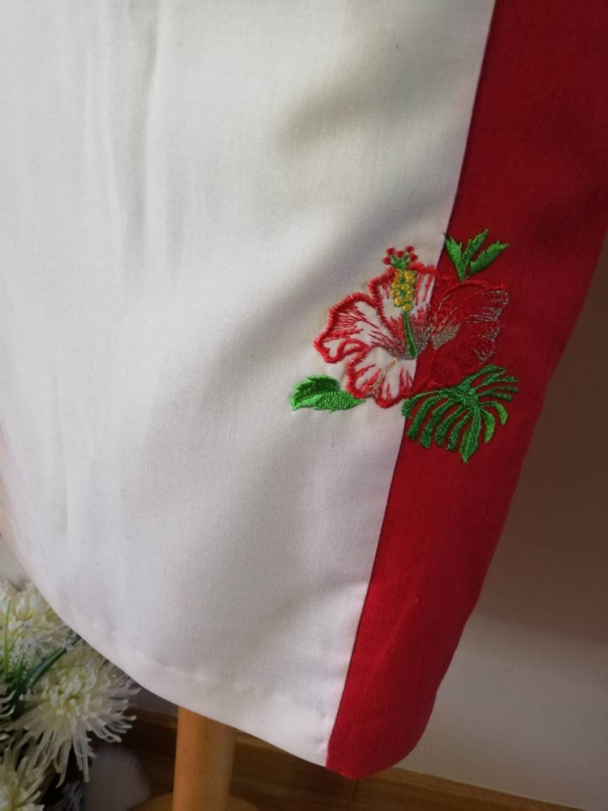 Vestido de linho vermelho e pérola ❤️🌺