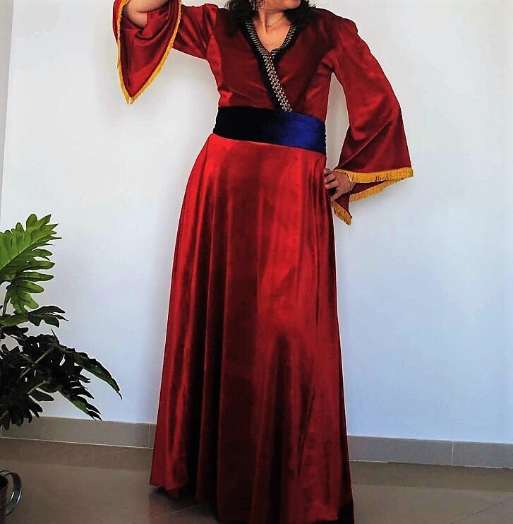 Vestido Medieval em veludo vermelho com faixa azul tamanho M