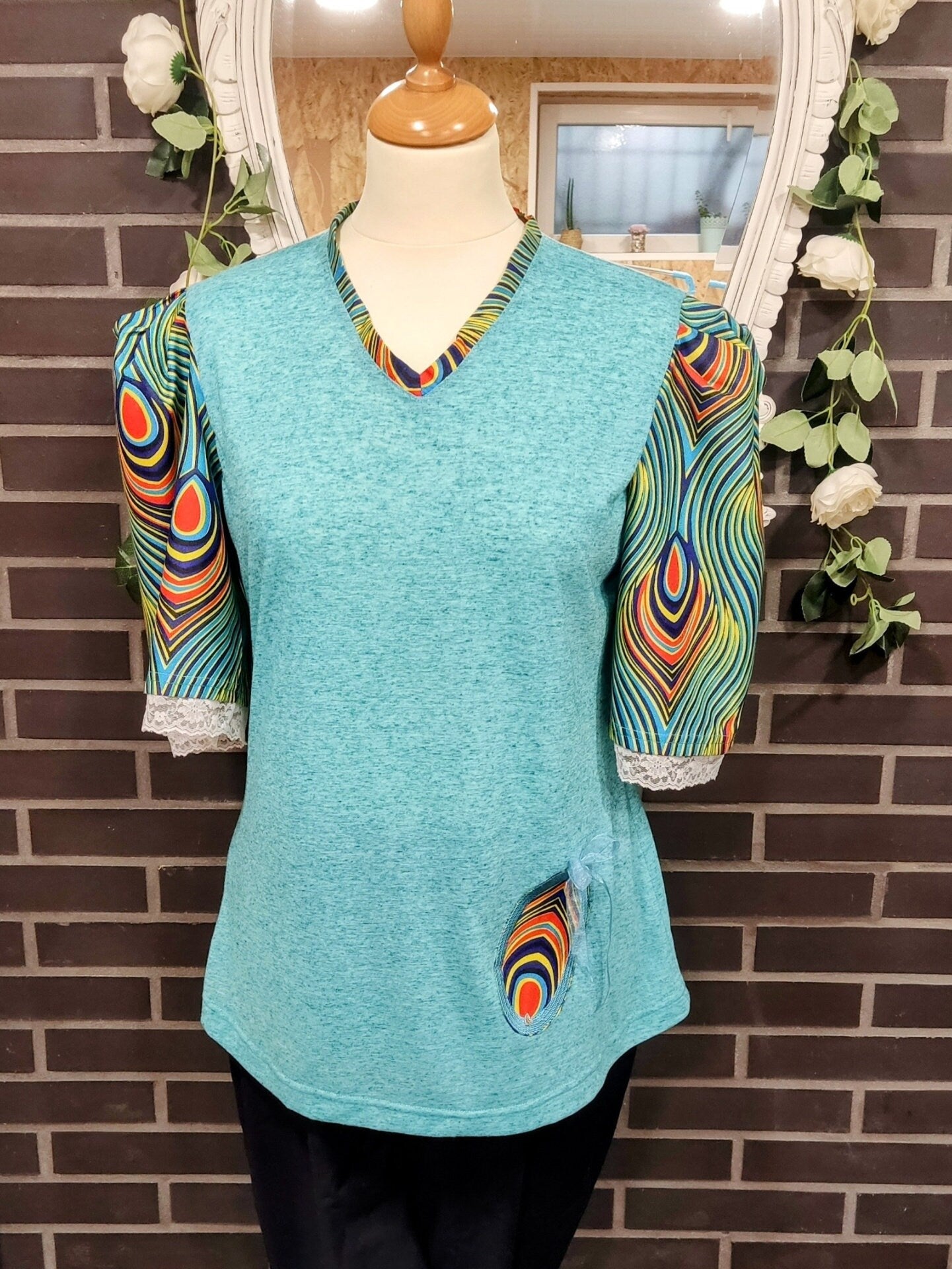 T-shirt Safira - Mangas em Capulana 🩵