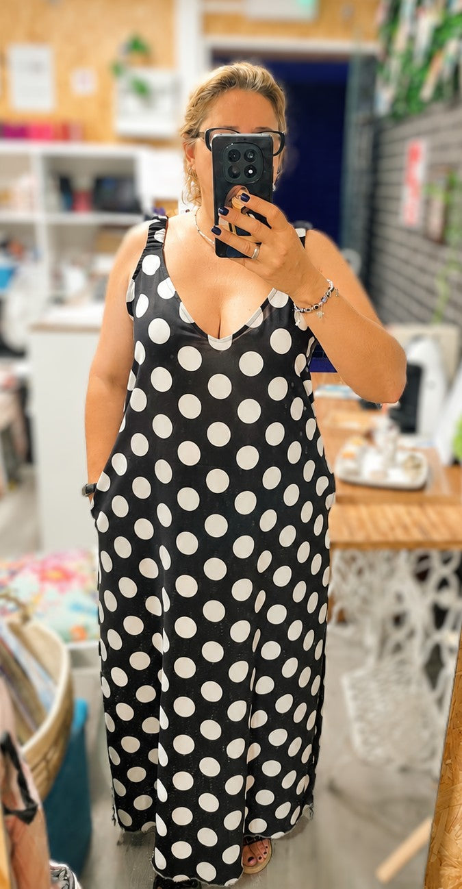 Vestido Comprido Poá Preto e Branco XL