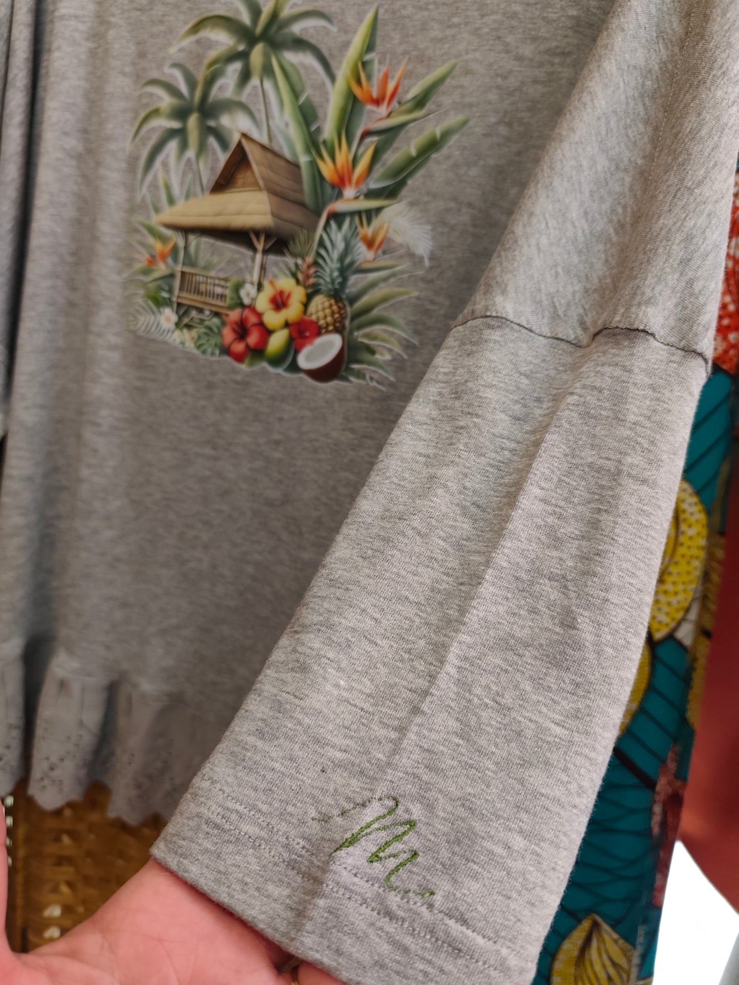 T-shirt Renda Essência Tropical 🩶