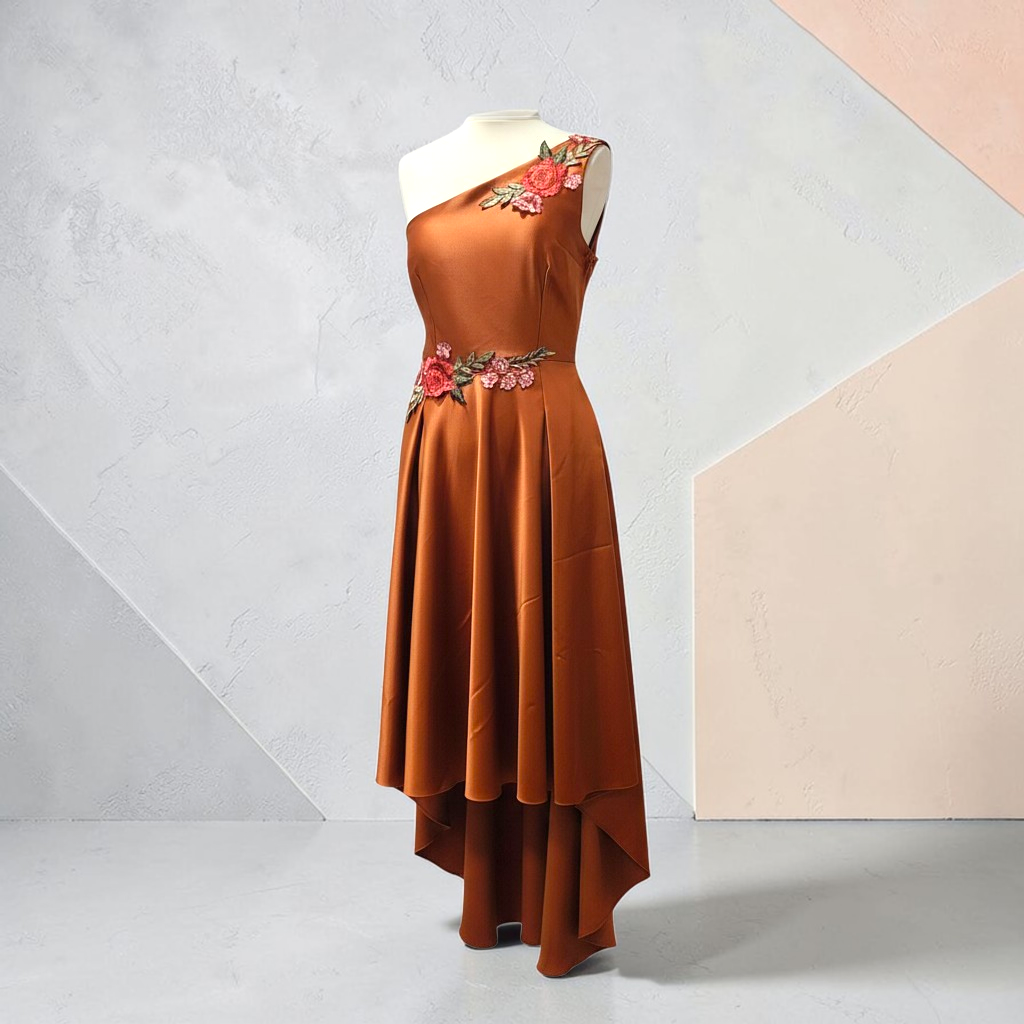 Vestido Assimétrico Âmbar (Peça Única M)